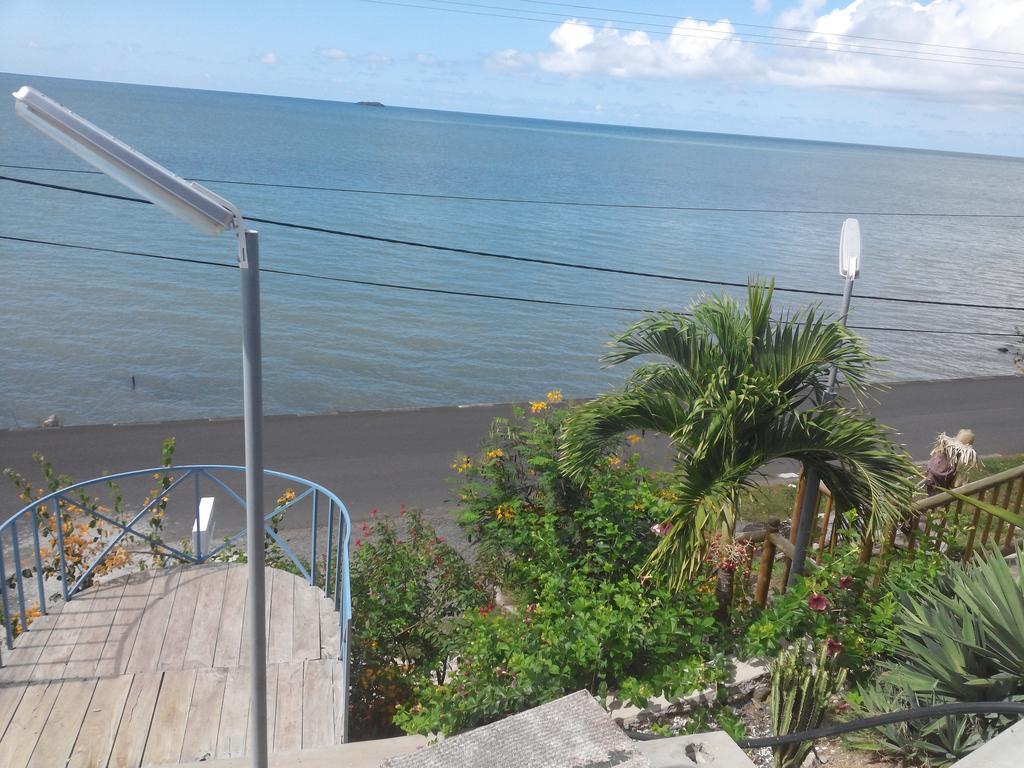 Le Pandanus Hotel Quatre Vents Kültér fotó