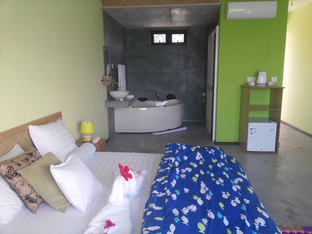 Le Pandanus Hotel Quatre Vents Kültér fotó