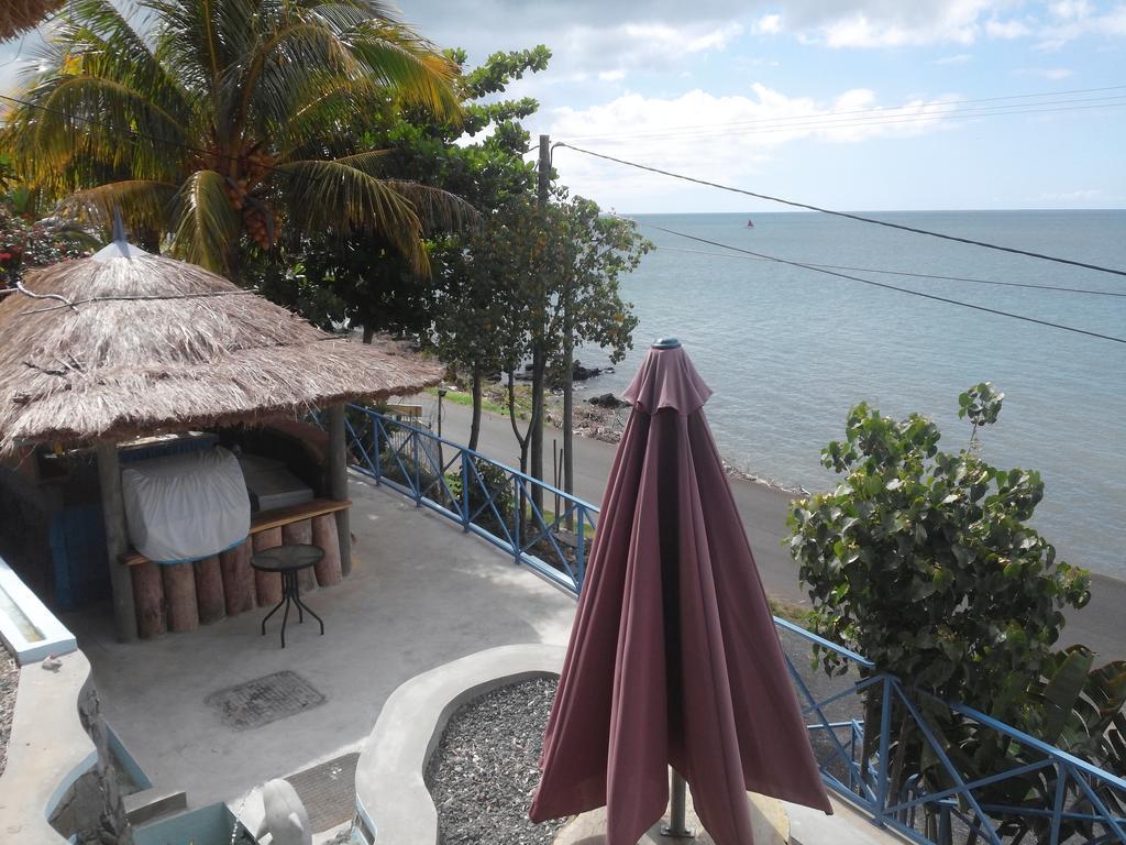 Le Pandanus Hotel Quatre Vents Kültér fotó